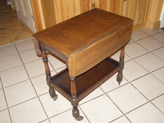 Preview of the first image of Vintage Drop leaf table.