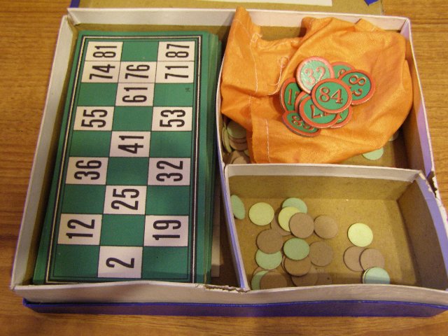 Preview of the first image of Vintage collectors Lotto by TSL (Incl P&P).
