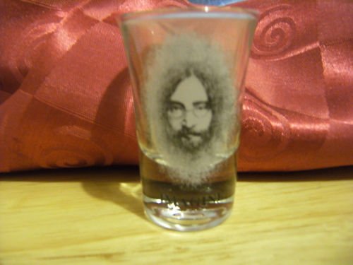 Preview of the first image of JOHN LENNON GLASS WITH THE WORDS IMAGINE ONTO THE GLASS.