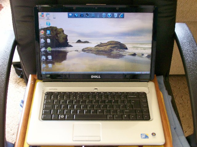 Preview of the first image of Dell Inspiron 15.6" Laptop with webcam and some issues..