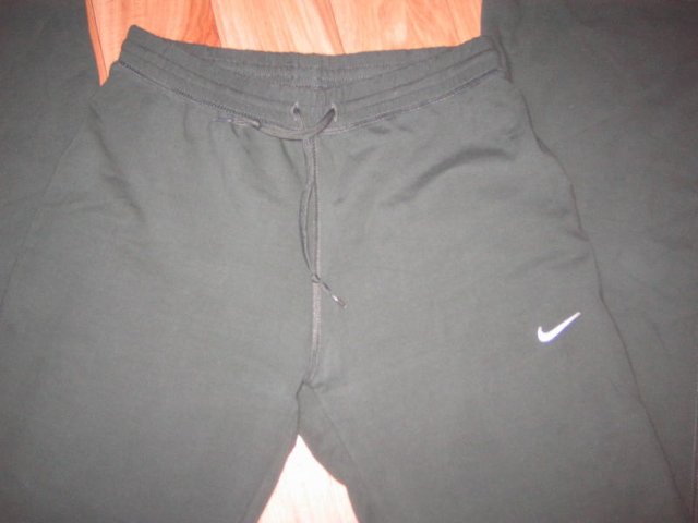 Preview of the first image of NIKE Fern Green Sports Trousers UK 8-10 New.