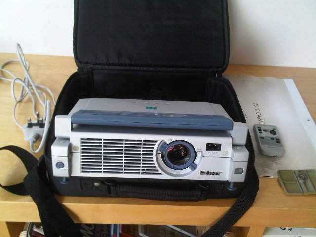 Preview of the first image of Sony VPL CS-3 LCD Projector.