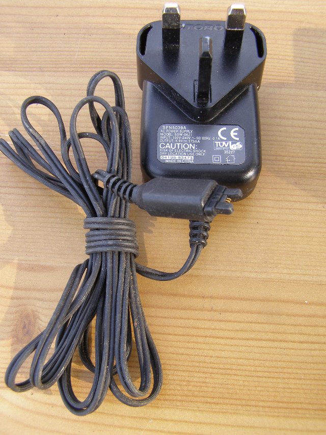 Preview of the first image of Motorola SPN 5039a charger (Incl.P&P).