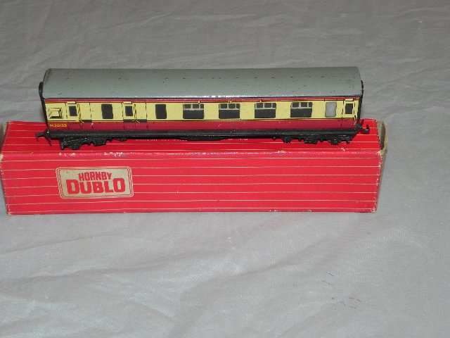 Preview of the first image of BOXED HORNBY DUBLO RAILWAYS TIN PLATE COACH.