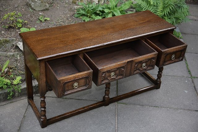 Image 2 of TITCHMARSH AND GOODWIN DRESSER BASE SIDEBOARD HALL TABLE.