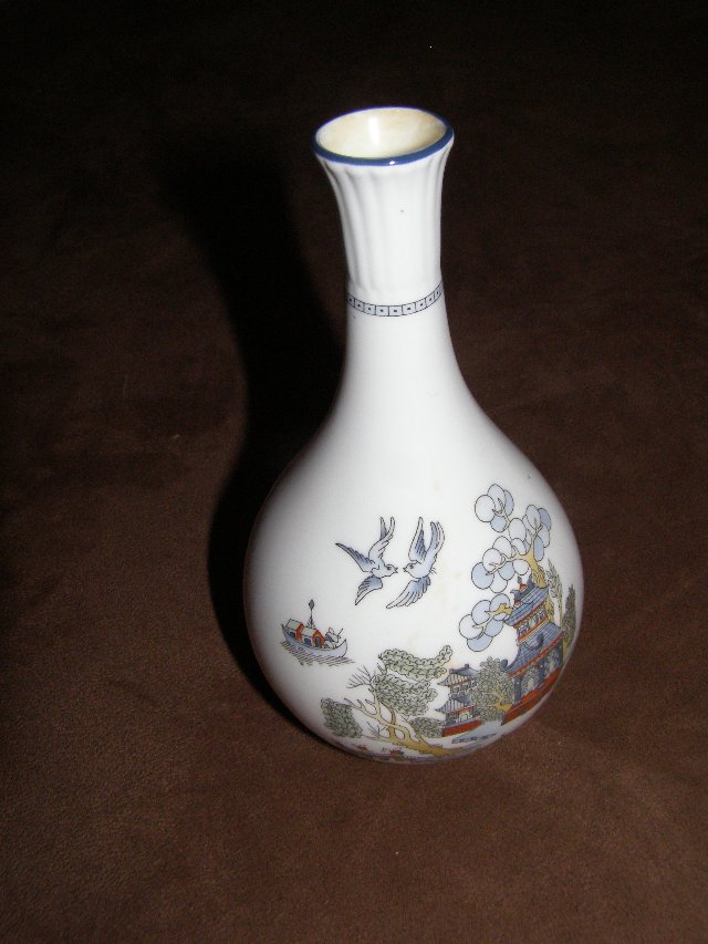 Preview of the first image of Wedgwood Chinese Legend Vase (Incl P&P).