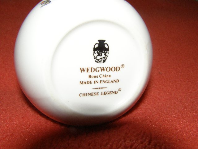 Image 2 of Wedgwood Chinese Legend Vase (Incl P&P)