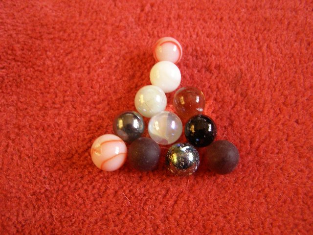 Image 2 of Vintage Marbles (Incl. P&P)