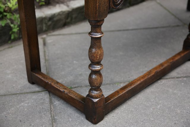 Image 15 of TITCHMARSH AND GOODWIN DRESSER BASE SIDEBOARD HALL TABLE.