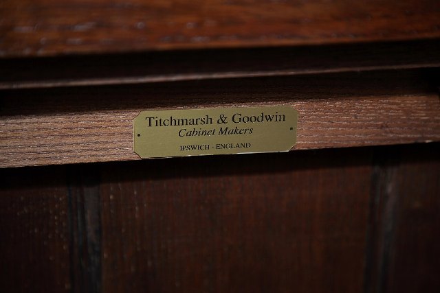 Image 11 of TITCHMARSH AND GOODWIN SOLID OAK BOX SETTLE MONKS BENCH PEW.