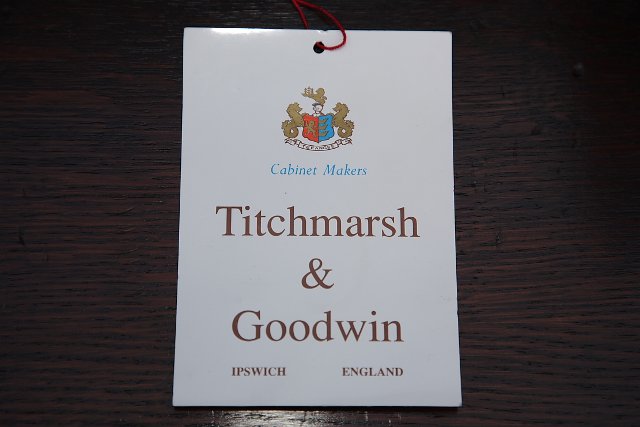 Image 15 of TITCHMARSH AND GOODWIN SOLID OAK BOX SETTLE MONKS BENCH PEW.