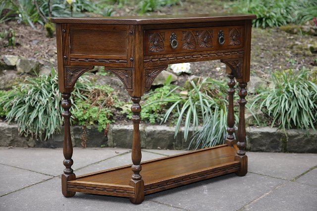 Image 16 of OLD CHARM LIGHT OAK COFFEE LAMP HALL CANTED CONSOLE TABLE