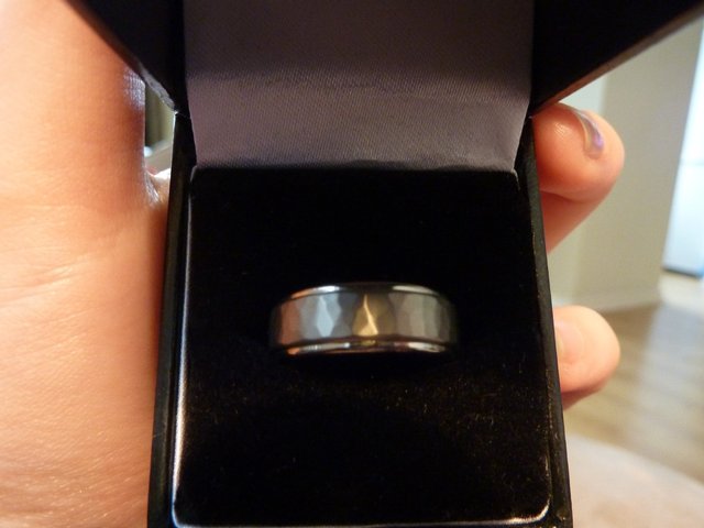 Image 2 of Men's Titanium Ring (brand new in box)