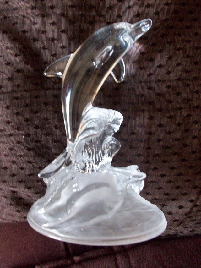 Preview of the first image of DOLPHIN GLASS FIGURINE 6" TALL **GC**.