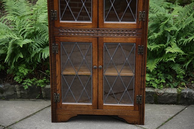 Image 6 of OLD CHARM LIGHT OAK BOOKCASE DISPLAY CABINET CUPBOARD