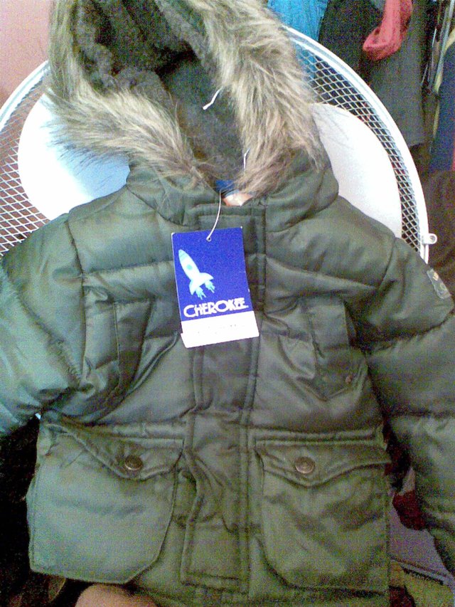 Preview of the first image of CHEROKEE - PARKA KHAKI JACKET (SIZE: 9-12 MONTHS).