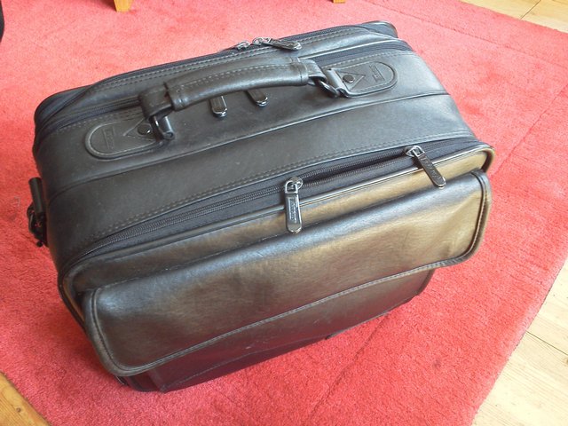Image 2 of Leather Cabin luggage for tablets (Incl P&P)