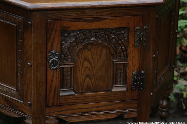 Preview of the first image of OLD CHARM OAK CABINET LAMP HALL TABLE CUPBOARD SIDEBOARD.