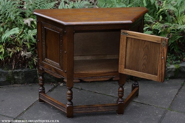Image 22 of OLD CHARM OAK CABINET LAMP HALL TABLE CUPBOARD SIDEBOARD