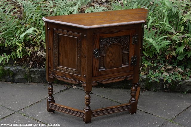 Image 24 of OLD CHARM OAK CABINET LAMP HALL TABLE CUPBOARD SIDEBOARD