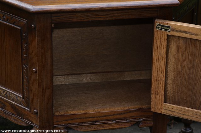 Image 32 of OLD CHARM OAK CABINET LAMP HALL TABLE CUPBOARD SIDEBOARD