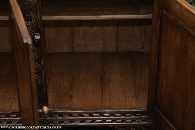 Image 35 of TITCHMARSH AND GOODWIN STYLE OAK SIDEBOARD DRESSER BASE