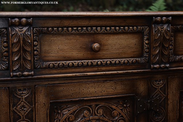 Image 38 of TITCHMARSH AND GOODWIN STYLE OAK SIDEBOARD DRESSER BASE