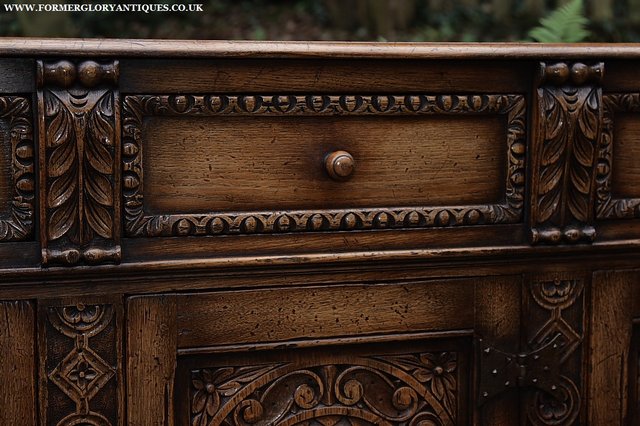 Image 46 of TITCHMARSH AND GOODWIN STYLE OAK SIDEBOARD DRESSER BASE