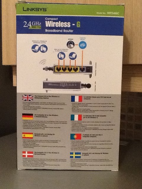 Image 2 of Linksys Compact Wireless-G Broadband Router