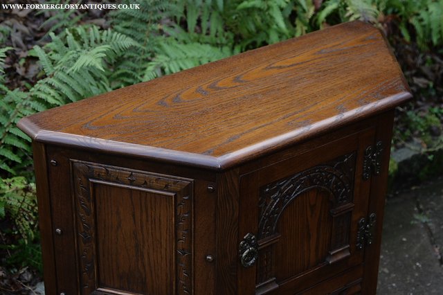 Image 7 of OLD CHARM OAK CABINET LAMP HALL TABLE CUPBOARD SIDEBOARD