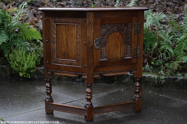 Image 26 of OLD CHARM OAK CABINET LAMP HALL TABLE CUPBOARD SIDEBOARD