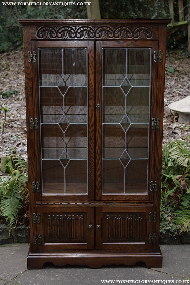Preview of the first image of OLD CHARM LIGHT OAK CHINA DISPLAY CABINET CUPBOARD BOOKCASE.