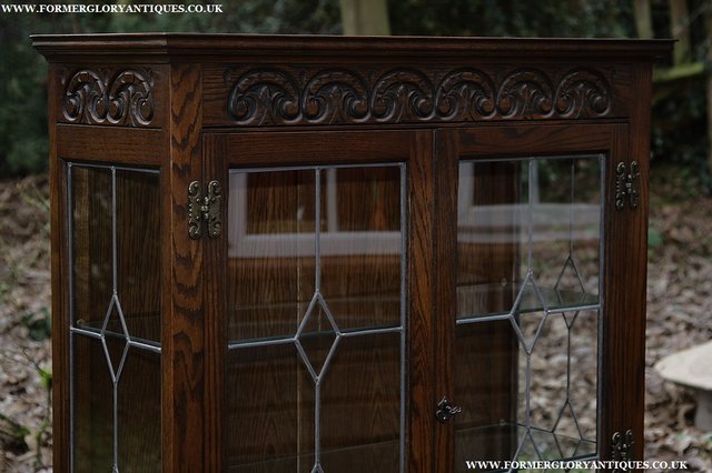 Image 17 of OLD CHARM LIGHT OAK CHINA DISPLAY CABINET CUPBOARD BOOKCASE