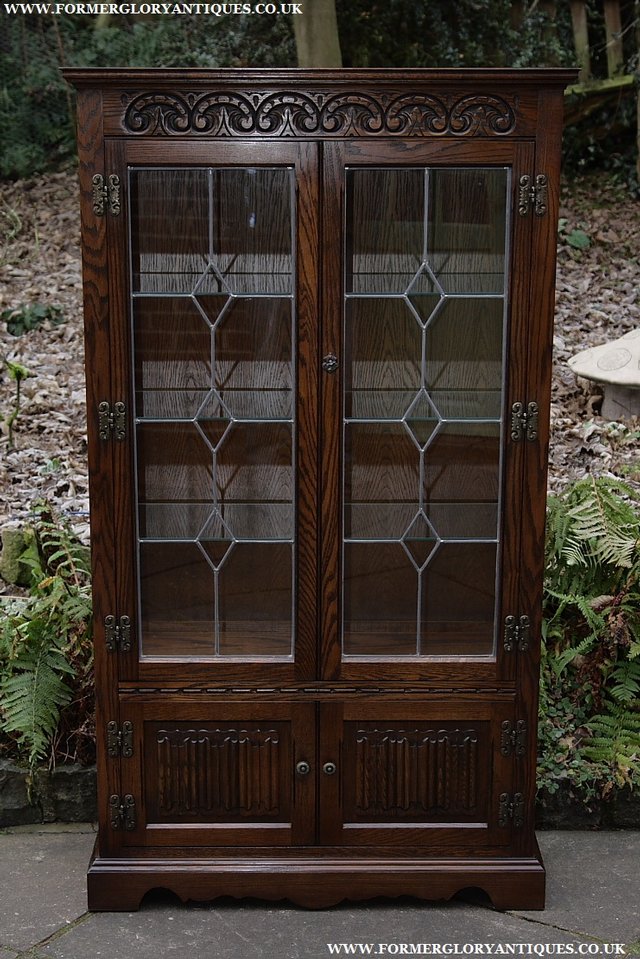 Image 24 of OLD CHARM LIGHT OAK CHINA DISPLAY CABINET CUPBOARD BOOKCASE