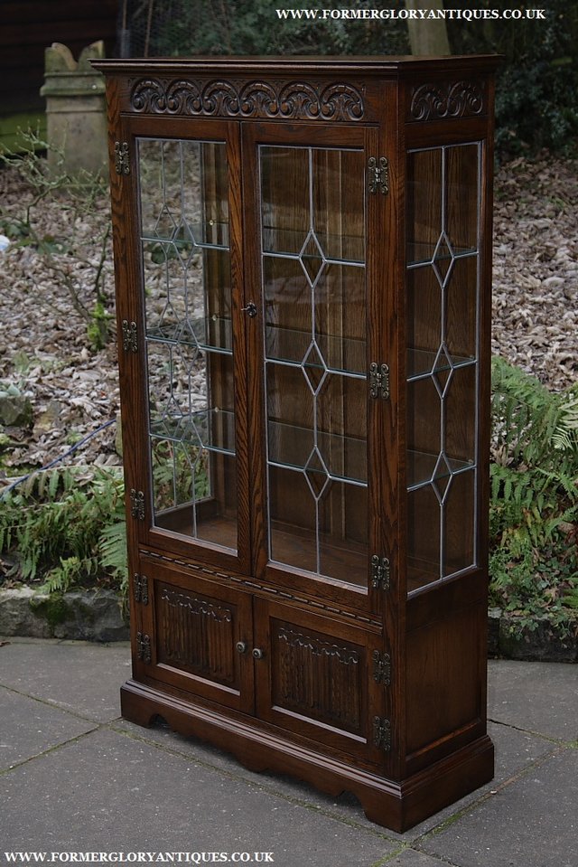 Image 33 of OLD CHARM LIGHT OAK CHINA DISPLAY CABINET CUPBOARD BOOKCASE