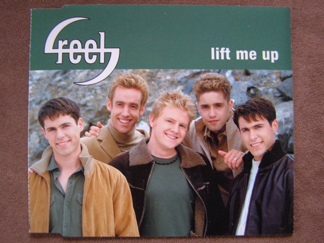 Preview of the first image of CD - Reel - Lift me up (Incl P&P).