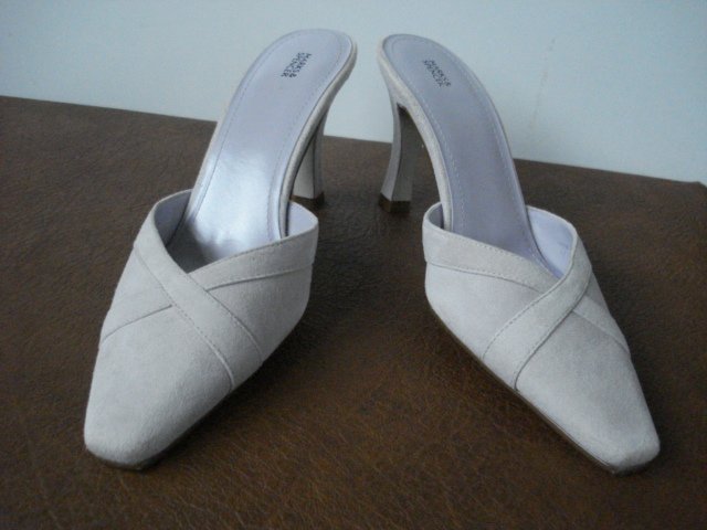 Preview of the first image of NEW M & S FASHIONABLE IVORY CREAM SUEDE SHOES SIZE 3.