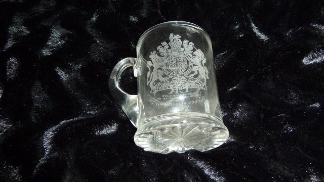 Preview of the first image of SILVER JUBILEE GLASS TANKARD 1977 Late Queen Elizabeth 2nd.