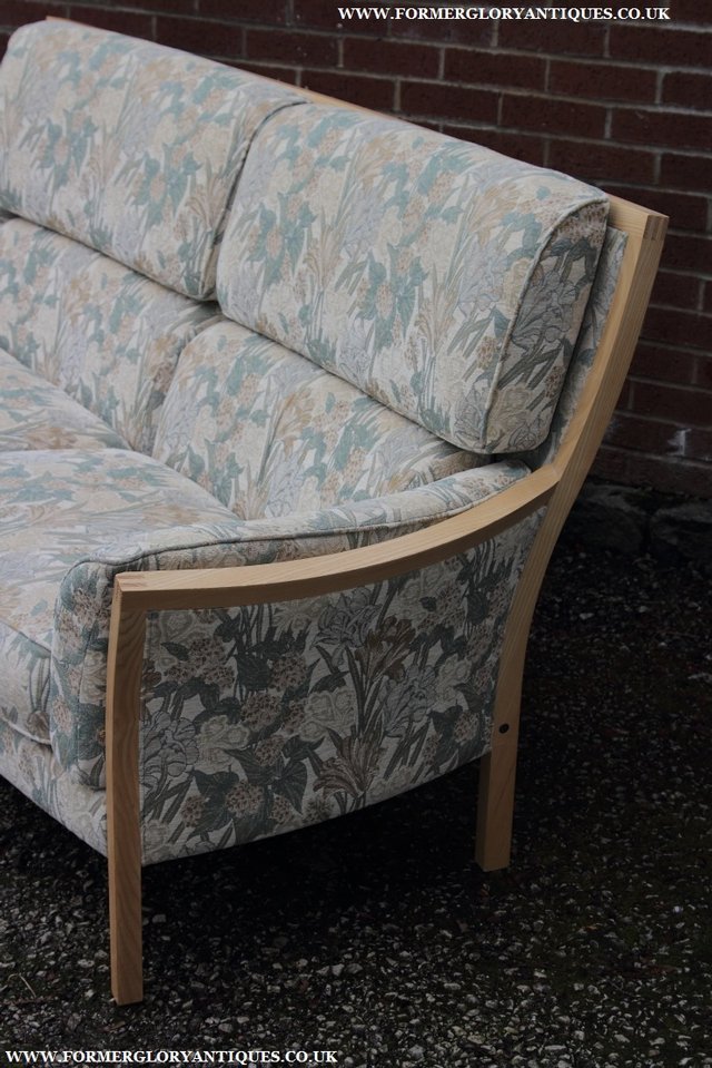 Image 32 of ERCOL LIGHT ELM CLEAR ORIEL THREE SEATER SETTEE SOFA COUCH