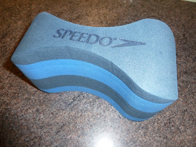 Preview of the first image of Speedo Swimming Pullbouy . Pull bouy..