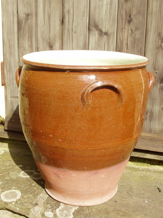 Preview of the first image of Antique terracotta pot (large).