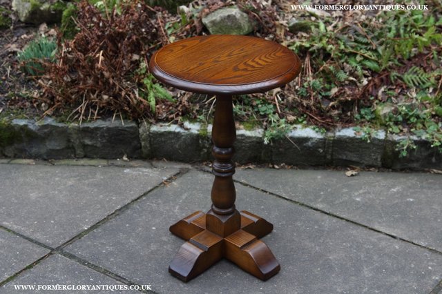 Preview of the first image of OLD CHARM LIGHT OAK LAMP COFFEE WINE TABLE STAND.