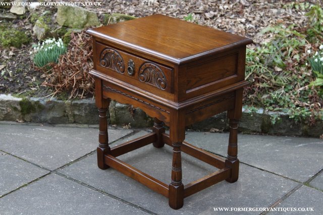 Image 38 of OLD CHARM LIGHT OAK COFFEE LAMP SIDE END HALL BEDSIDE TABLE