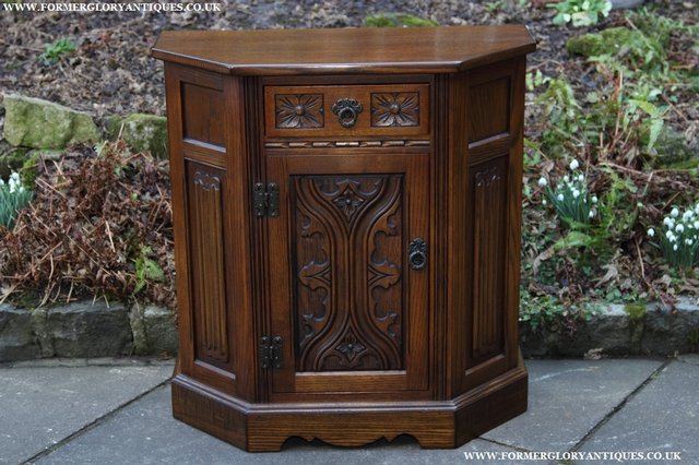 Preview of the first image of OLD CHARM OAK CANTED CUPBOARD CABINET DRESSER BASE SIDEBOARD.