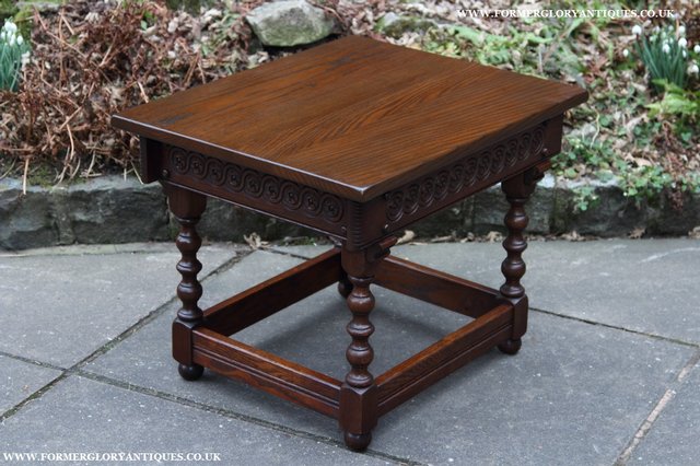 Image 23 of AN OLD CHARM TUDOR OAK OCCASIONAL COFFEE LAMP SIDE END TABLE