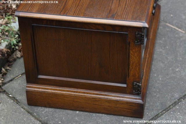 Image 6 of OLD CHARM TV DVD VIDEO HI-FI CD CABINET CUPBOARD STAND TABLE