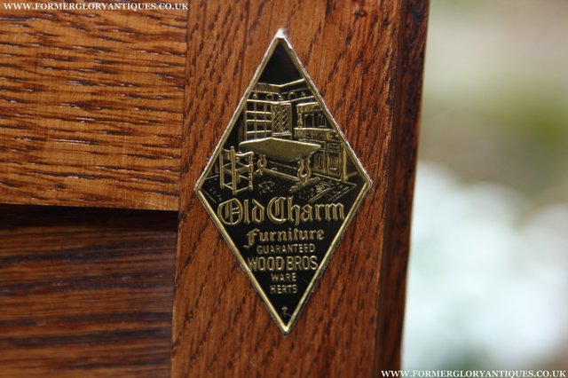 Image 16 of OLD CHARM TUDOR BROWN OAK CORNER CABINET DISPLAY CUPBOARD
