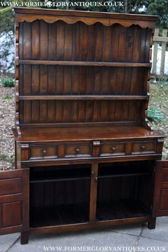 Image 6 of TITCHMARSH AND GOODWIN SOLID OAK DRESSER SIDEBOARD CUPBOARD