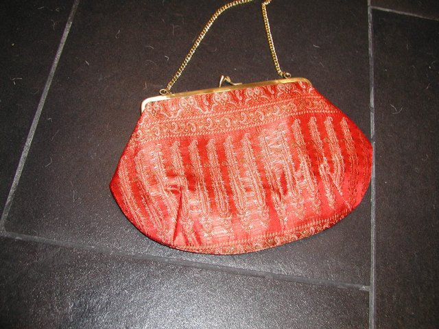 Preview of the first image of High quality Indian silk shoulder bag NEW UNUSED.