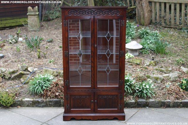 Preview of the first image of OLD CHARM WOOD BROS TUDOR OAK CHINA DISPLAY CABINET SHELVES.
